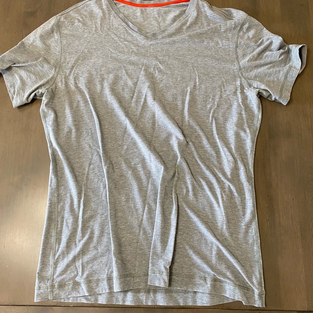 5 year Basic V Tee Lululemon